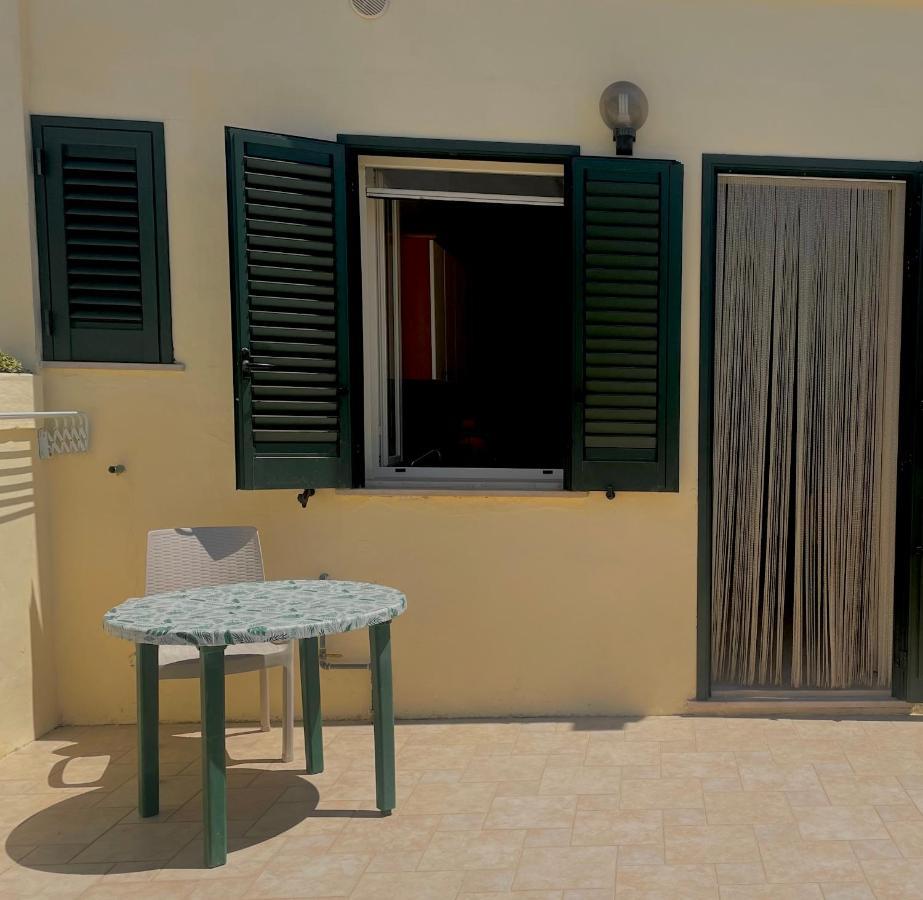 La Rondine Bed And Breakfast Uggiano La Chiesa Exterior photo
